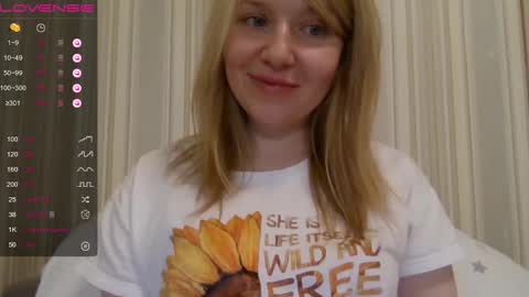 Snapshot of urbadkitty chatting on 12.14.24 urbadkitty online show from 12.14.24