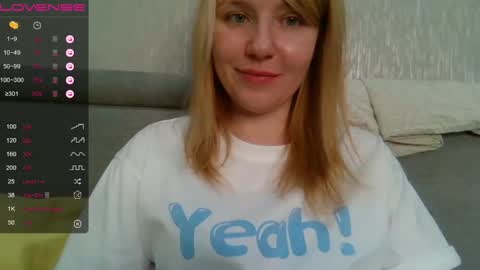 Snapshot of urbadkitty chatting on 01.06.25 urbadkitty online show from 01.06.25