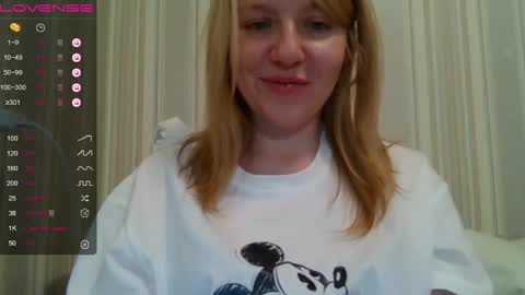 Snapshot of urbadkitty chatting on 01.10.25 urbadkitty online show from 01.10.25