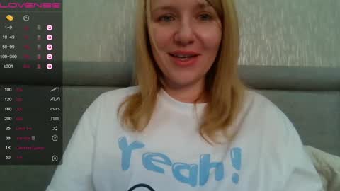 Snapshot of urbadkitty chatting on 01.15.25 urbadkitty online show from 01.15.25