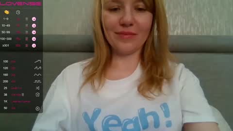 Snapshot of urbadkitty chatting on 01.15.25 urbadkitty online show from 01.15.25