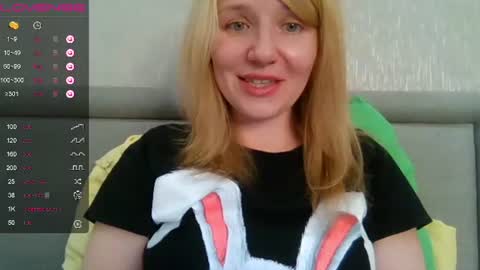 Snapshot of urbadkitty chatting on 02.13.25 urbadkitty online show from 02.13.25