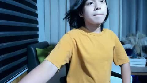 urbambislvt online show from 04.24.26