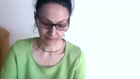 Snapshot of urbankate chatting on 12.16.25 urbankate online show from 12.16.25