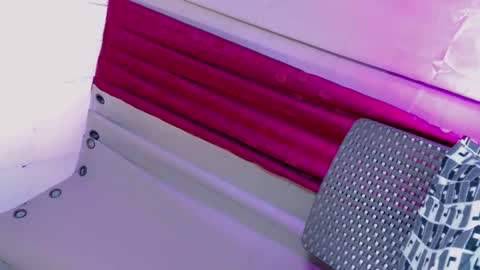 Snapshot of urbitch_haley69xx chatting on 09.24.25 Haley Mhate online show from 09.24.25