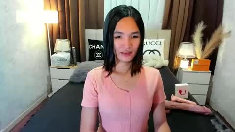 Snapshot of urblossom_princess chatting on 09.30.25 urblossom_princess online show from 09.30.25