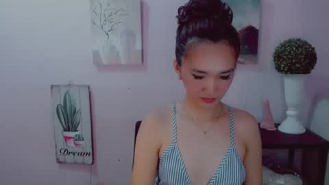 Snapshot of urblossom_princess chatting on 06.13.26 urblossom_princess online show from 06.13.26