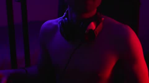 Snapshot of urboytoy_512 chatting on 11.08.25 urboytoy_512 online show from 11.08.25