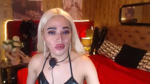 KENDALL online show from 01.11.25