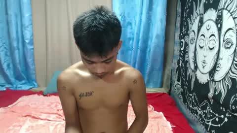 Snapshot of urcutejason chatting on 03.05.25 jason online show from 03.05.25