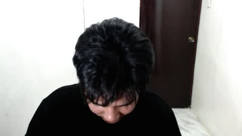 Snapshot of urcutie_asianboy chatting on 04.06.26 KEN online show from 04.06.26