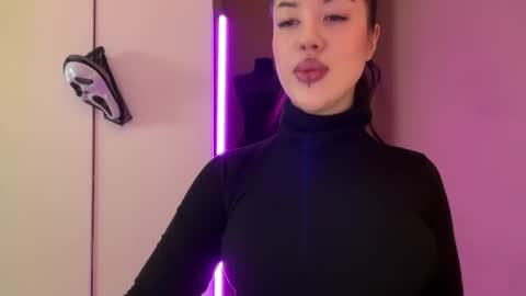 Margo online show from 10.26.25