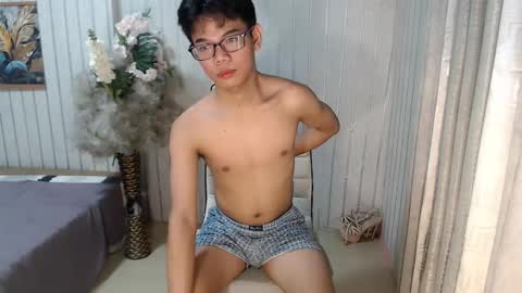 urdreamboy_doms online show from 04.25.26