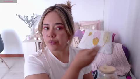 Mia Miller online show from 02.13.26