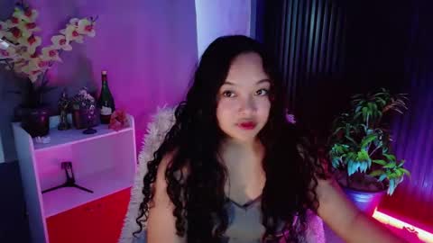 Scarlet online show from 03.04.26