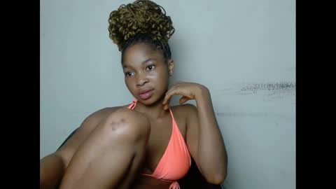 Snapshot of urflirtydoll chatting on 01.17.25 urflirtydoll online show from 01.17.25