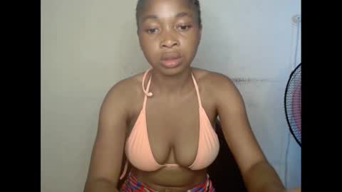 Snapshot of urflirtydoll chatting on 03.04.25 urflirtydoll online show from 03.04.25