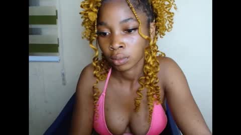 Snapshot of urflirtydoll chatting on 09.24.25 urflirtydoll online show from 09.24.25