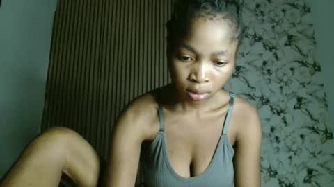 Snapshot of urflirtydoll chatting on 12.18.25 urflirtydoll online show from 12.18.25