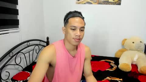 urfucker_vinz online show from 04.26.26