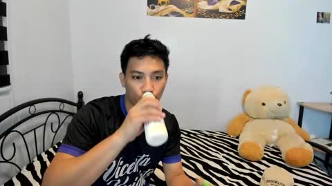 urfucker_vinz online show from 05.16.26