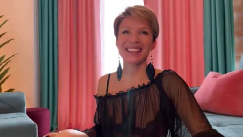 Jenny online show from 10.27.25