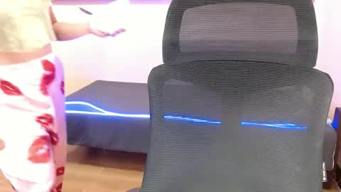 Miss Sophia3 online show from 03.04.26