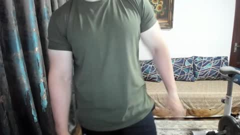 UrGymCrush online show from 10.09.25