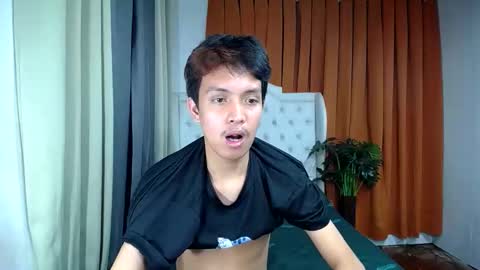 Snapshot of urhot_johny chatting on 04.26.26 urhot_johny online show from 04.26.26