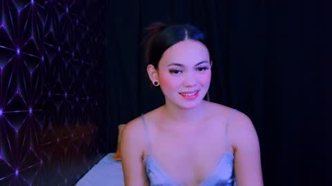 urhot_maxine online show from 07.17.26