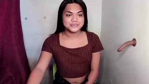 urhottie_bella online show from 12.22.25