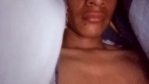 Uriel sgueme en ig  online show from 02.02.25