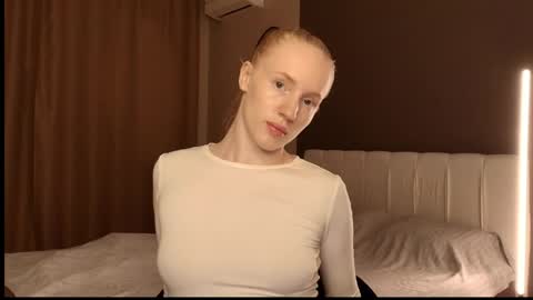 ElizabethLizy online show from 05.27.26