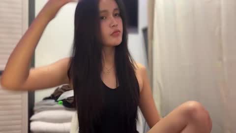 Amira online show from 03.12.26