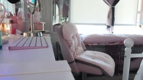 urlittlefilipina online show from 11.10.25