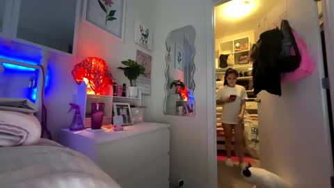 Snapshot of urlittlefilipina chatting on 02.23.26 urlittlefilipina online show from 02.23.26