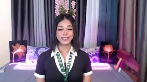urlovely_jemma online show from 07.17.26