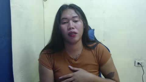 Snapshot of urlovely_sofie chatting on 10.02.25 Sofie online show from 10.02.25