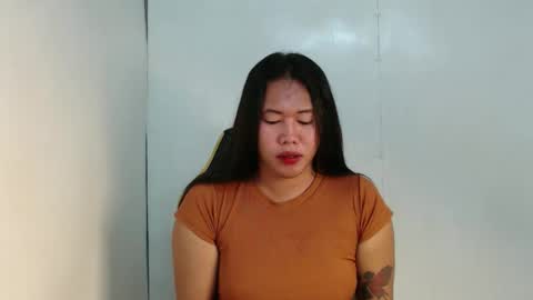 Snapshot of urlovely_sofie chatting on 10.13.25 Sofie online show from 10.13.25