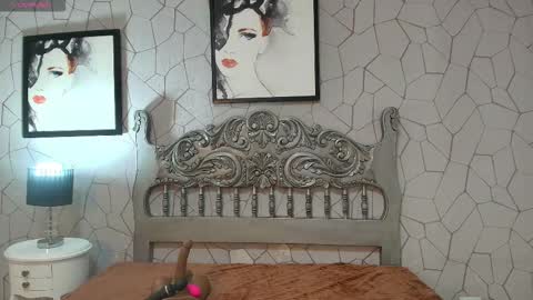 Love online show from 10.28.25