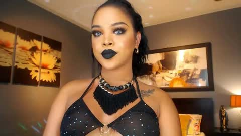 UrMajestyTyra online show from 05.01.26