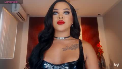 UrMajestyTyra online show from 06.10.26