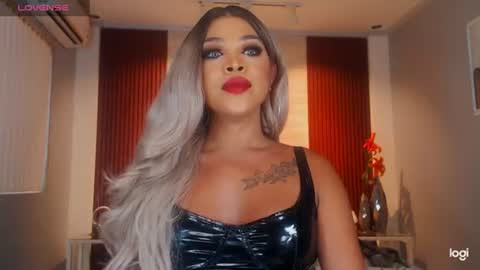 UrMajestyTyra online show from 06.14.26