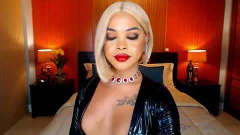 UrMajestyTyra online show from 06.22.26