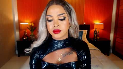 UrMajestyTyra online show from 07.02.26