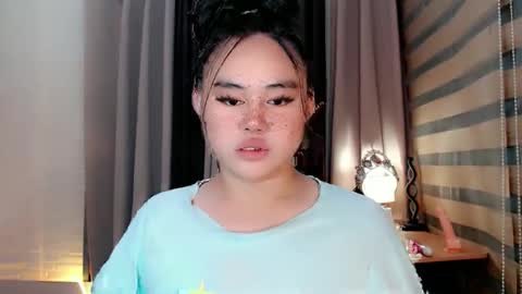 Snapshot of urnaughty_ceciliaxxx chatting on 11.01.25 cecilia online show from 11.01.25