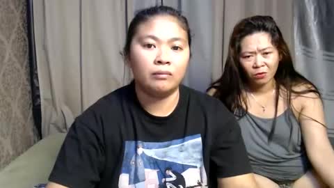 Snapshot of urpinay_singlemother chatting on 06.10.26 urpinay_singlemother online show from 06.10.26