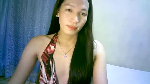 Snapshot of urpinaylovelyjuliaxxx chatting on 12.06.24 queen julia not into CHEAPGUY online show from 12.06.24
