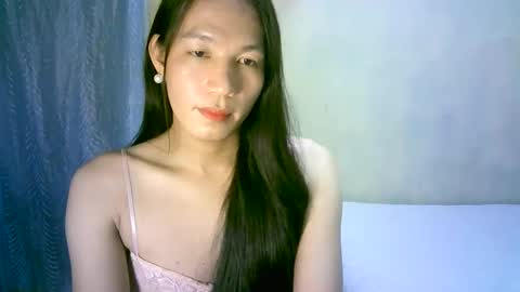 Snapshot of urpinaylovelyjuliaxxx chatting on 01.06.25 queen julia not into CHEAPGUY online show from 01.06.25