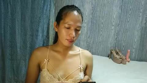 Snapshot of urpinaylovelyjuliaxxx chatting on 11.28.25 queen julia not into CHEAPGUY online show from 11.28.25